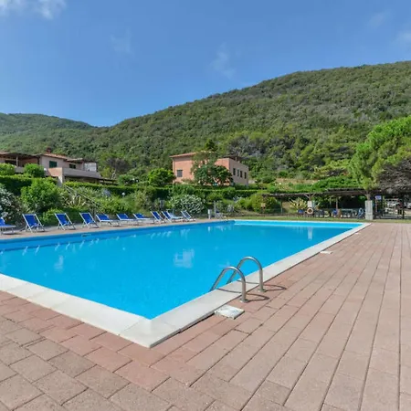 Altaluna With Pool *