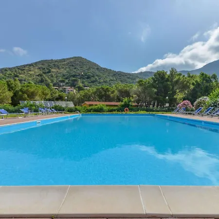 Altaluna With Pool